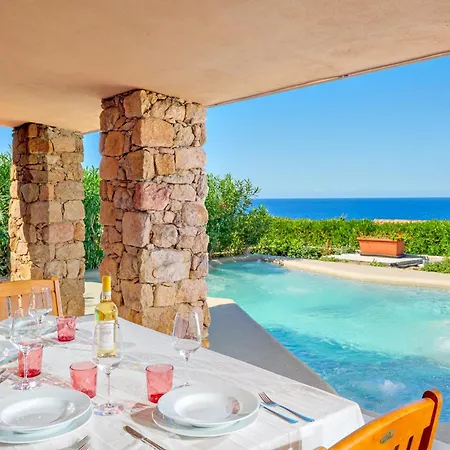 Costa Paradiso Resort