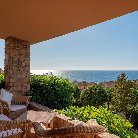 Costa Paradiso Resort 3*