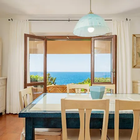 Costa Paradiso Resort 3*