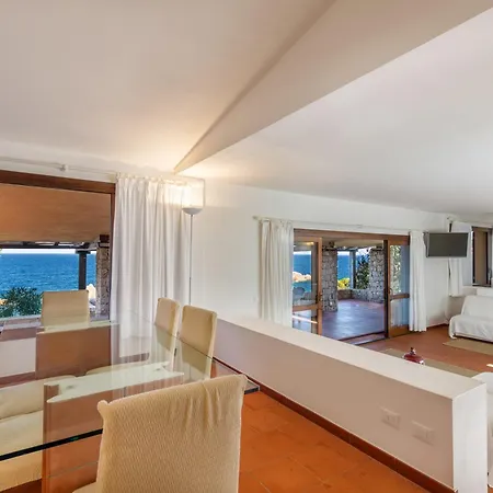 Costa Paradiso Resort リゾート